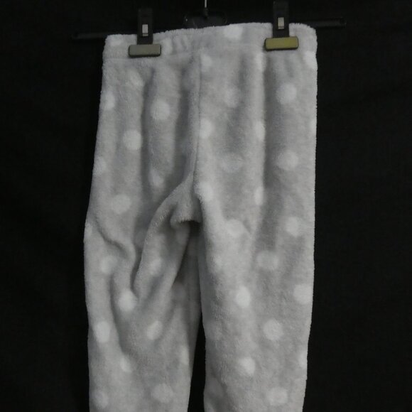 GEORGE | small (7-8) | Fuzzy Fleece Grey Pajama Bottoms W/ White Dots - Picture 13 of 16